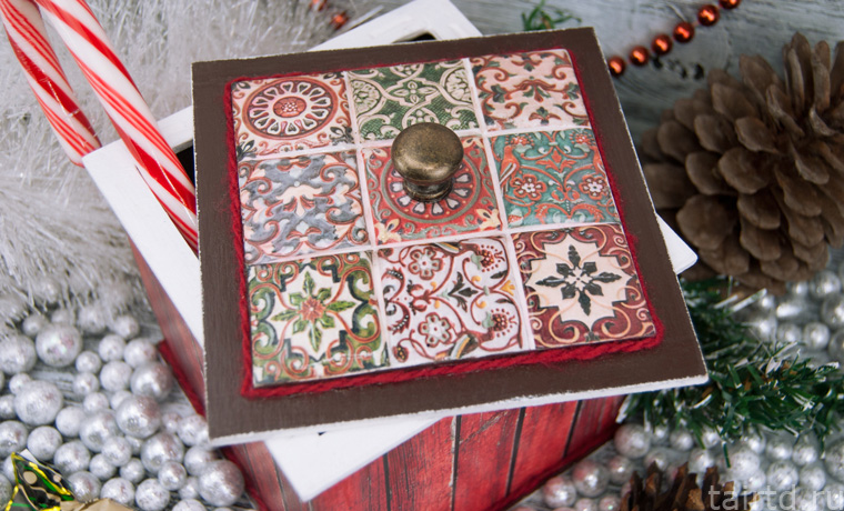 Декупаж новогоднего короба для сладостей Декупаж новогоднего короба для сладостей