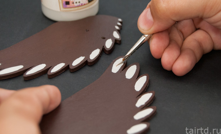 Игрушка «Сова-дергунчик» с точечной росписью Игрушка «Сова-дергунчик» с точечной росписью