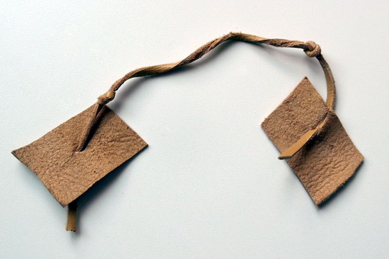 Акрил и кожа Акрил и кожа