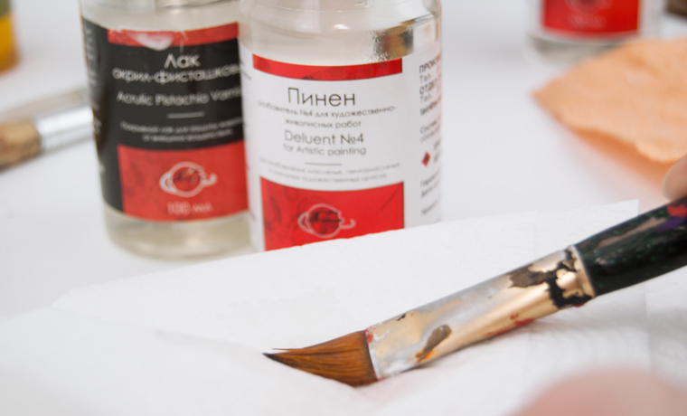 Как очистить кисти от лака Как очистить кисти от лака